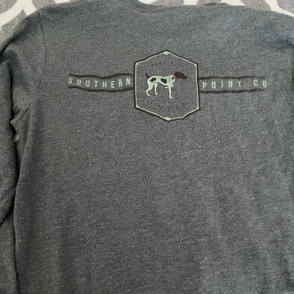 Medium Southern Point long sleeved t shirt.